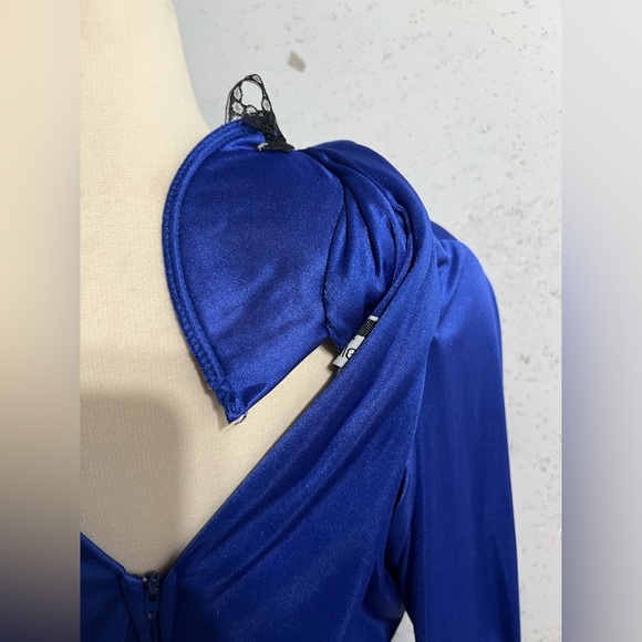 Elegant Blue Ruched Dress - Picture 11 of 12